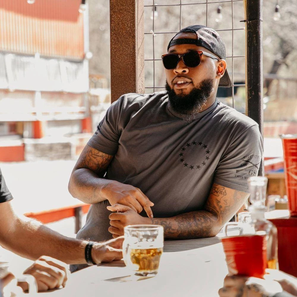 Betsy Rifle Flag T-Shirt - Heavy Metal 6 Betsy Rifle Flag T-Shirt - Heavy Metal - Image 4