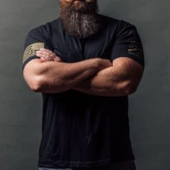 Basic Crew T-Shirt - Black -Fashion Trend Clothing Store BlankPoster 2000x2000 1 GS5822 Men sStandardIssue3 PackCoreBasic 1