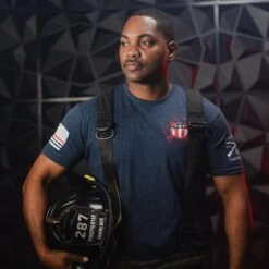 Red Line Crest T-Shirt - Midnight Navy -Fashion Trend Clothing Store BlankPoster 2000x2000 GS5769RedLineCrest MidnightNavy 3