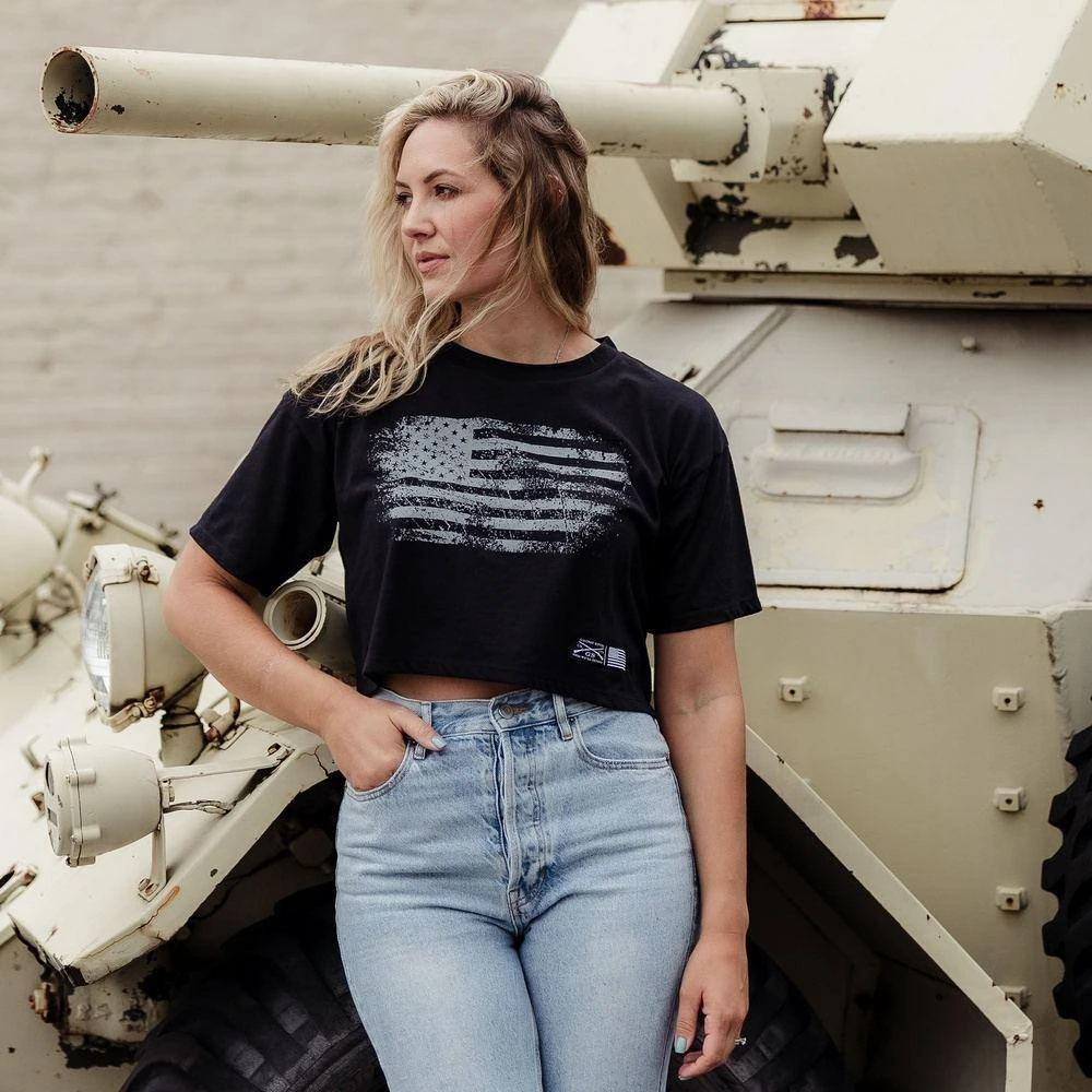 Women's Vintage American Cropped T-Shirt- Black 6 Women's Vintage American Cropped T-Shirt- Black - Image 4