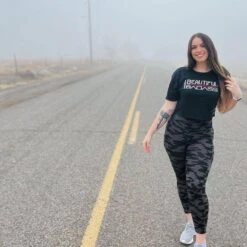 Women's Beautiful Badass Cropped T-Shirt - Black 18 Women's Beautiful Badass Cropped T-Shirt - Black -Fashion Trend Clothing Store GS5218 BeautifulBadassCroppedTee Black 050823 003