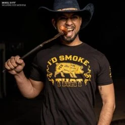 I'd Smoke That T-Shirt - Black -Fashion Trend Clothing Store Model Info Poster 2000x2000 GS5547 I dSmokeThatMen sTee Black 4